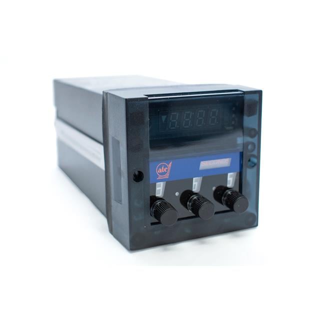 ATC-Diversified Electronics 365C-300-N-30-PX 365C Riel DIN Relé mecánico 0.01 seg ~ 999 h 7A a 240VCA